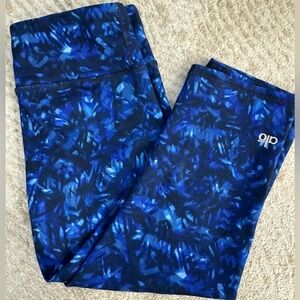 Alo Yoga Blue Patterned Leggings